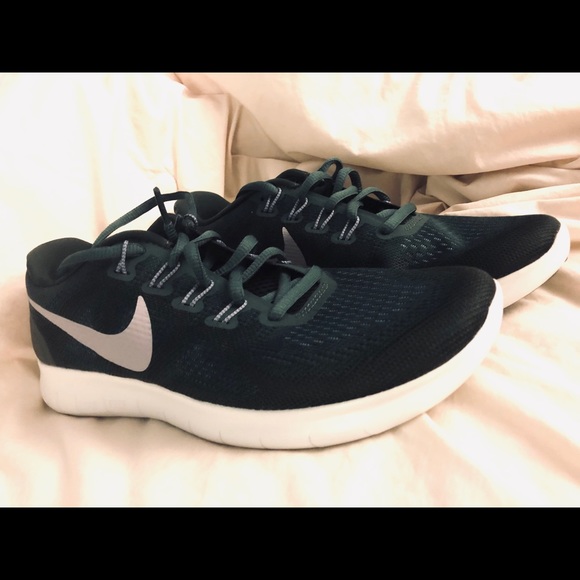 Nike Shoes - NEW Nike Free Run 2017 Vintage Green Size 8 Shoes
